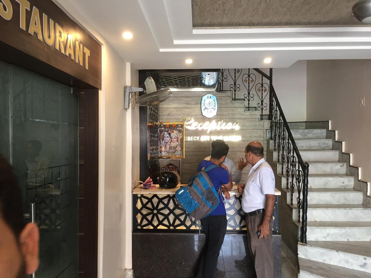 New Karan Hotel Jammu Εξωτερικό φωτογραφία