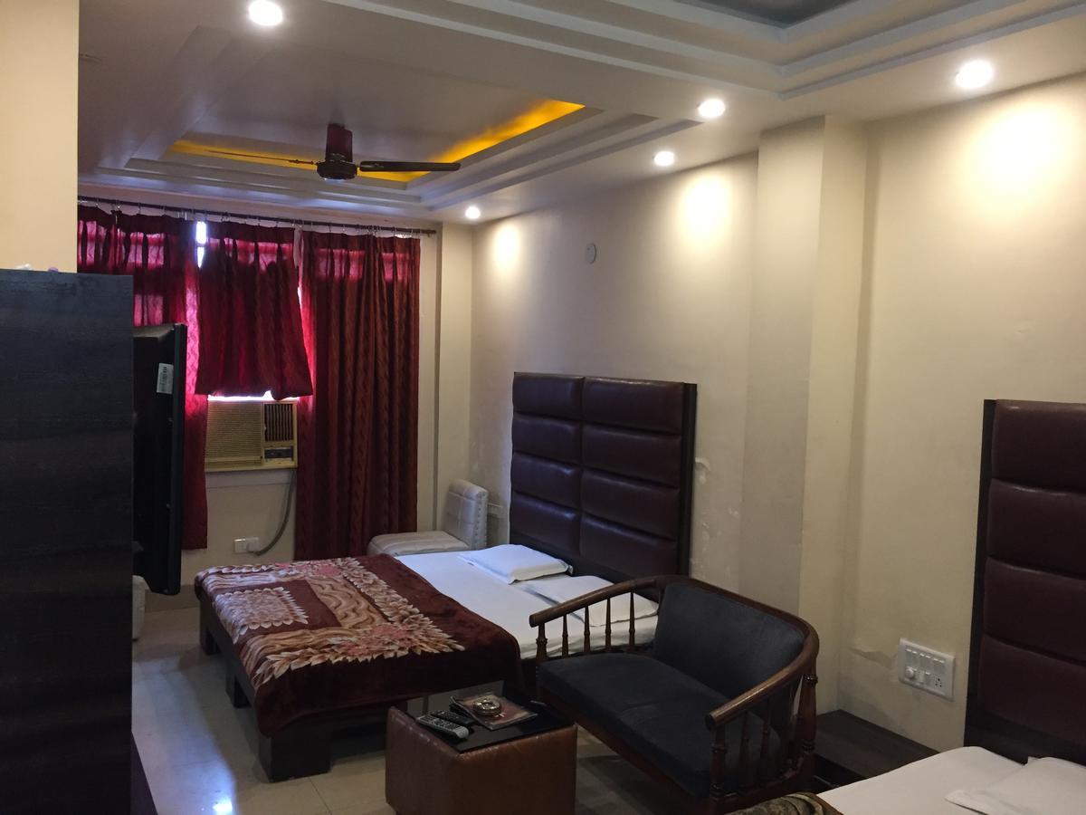 New Karan Hotel Jammu Εξωτερικό φωτογραφία