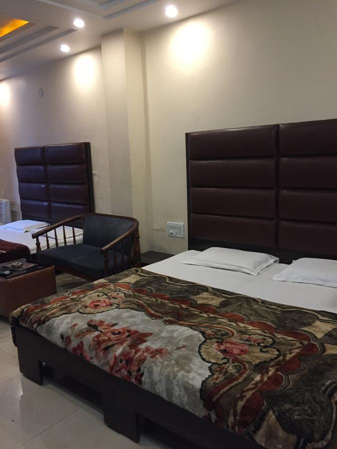 New Karan Hotel Jammu Εξωτερικό φωτογραφία
