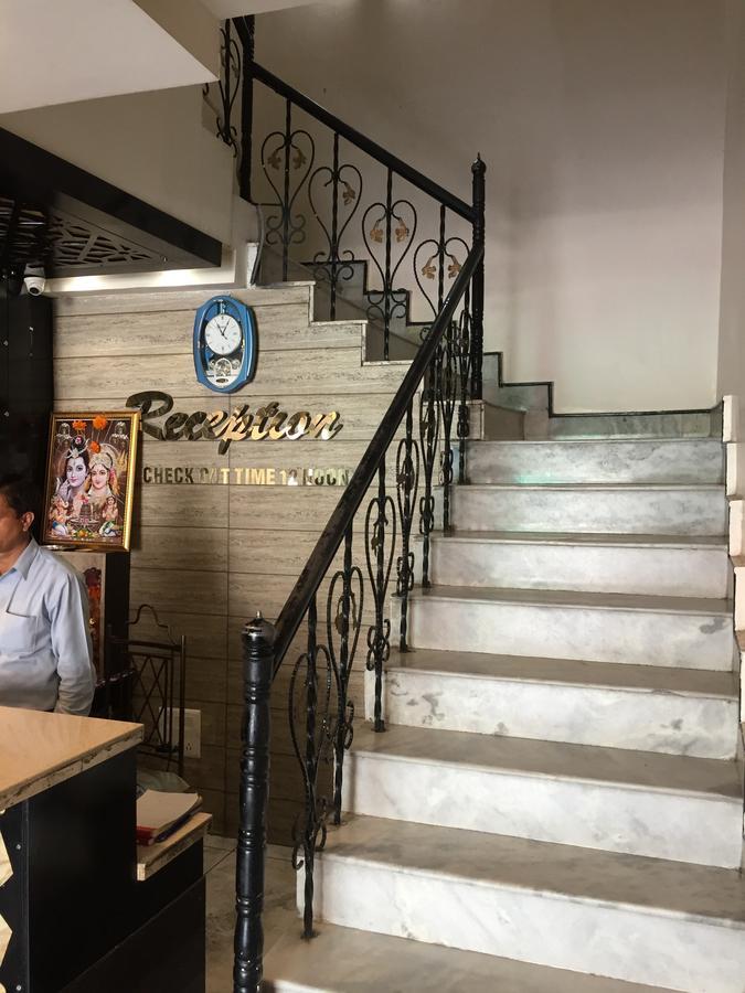 New Karan Hotel Jammu Εξωτερικό φωτογραφία